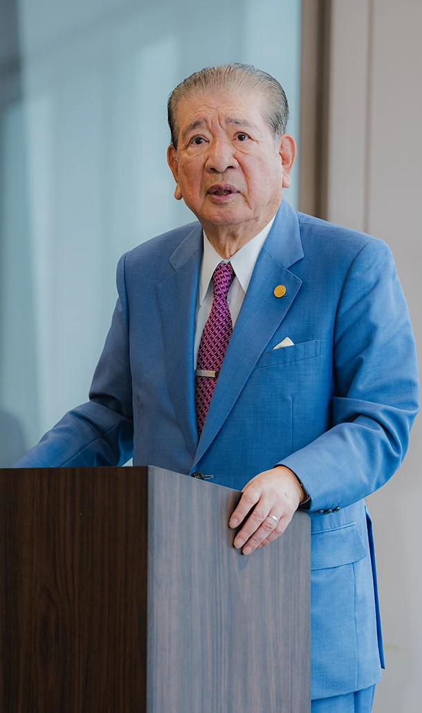 笹川 堯