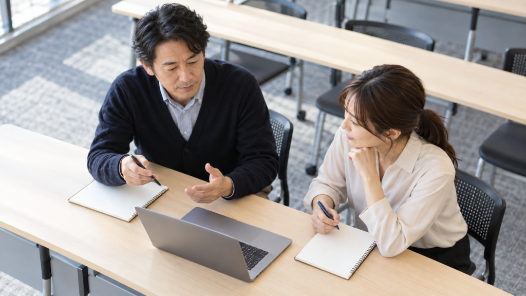 人材紹介の担当者と共有したい選考フィードバックの書き方